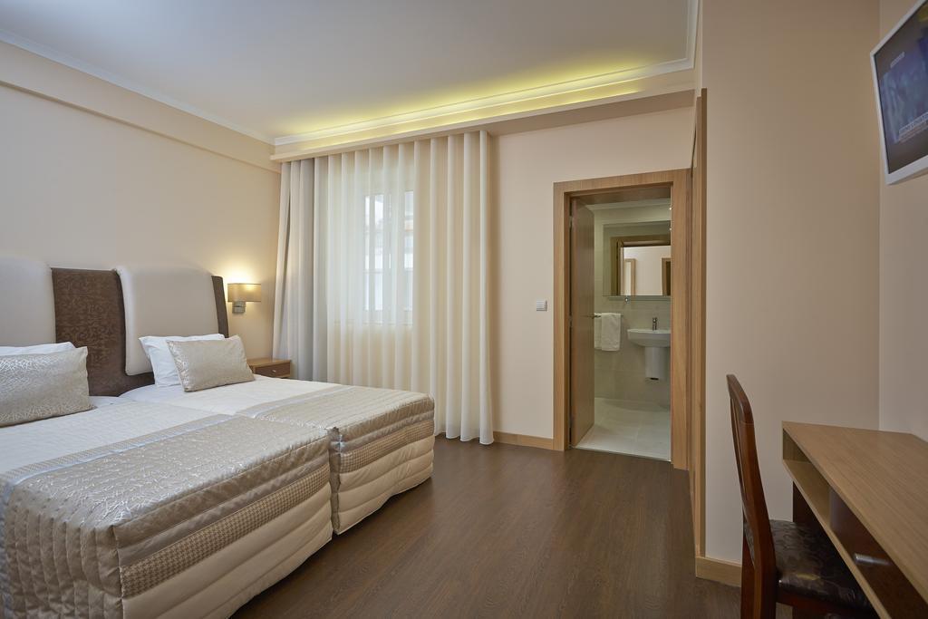 Welcome In Aveiro Rum bild